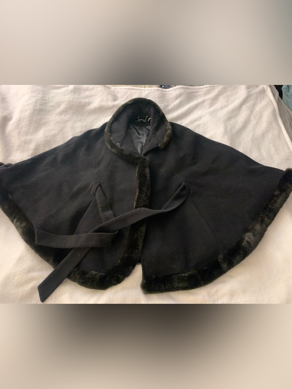 ELLEN TRACY Faux Fur Trimmed Wool Blend Cape Coat - Picture 10 of 16